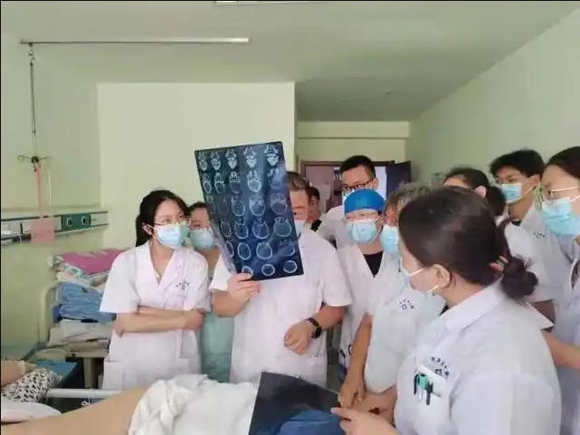 公立21点五龙
改革与高质量发展
