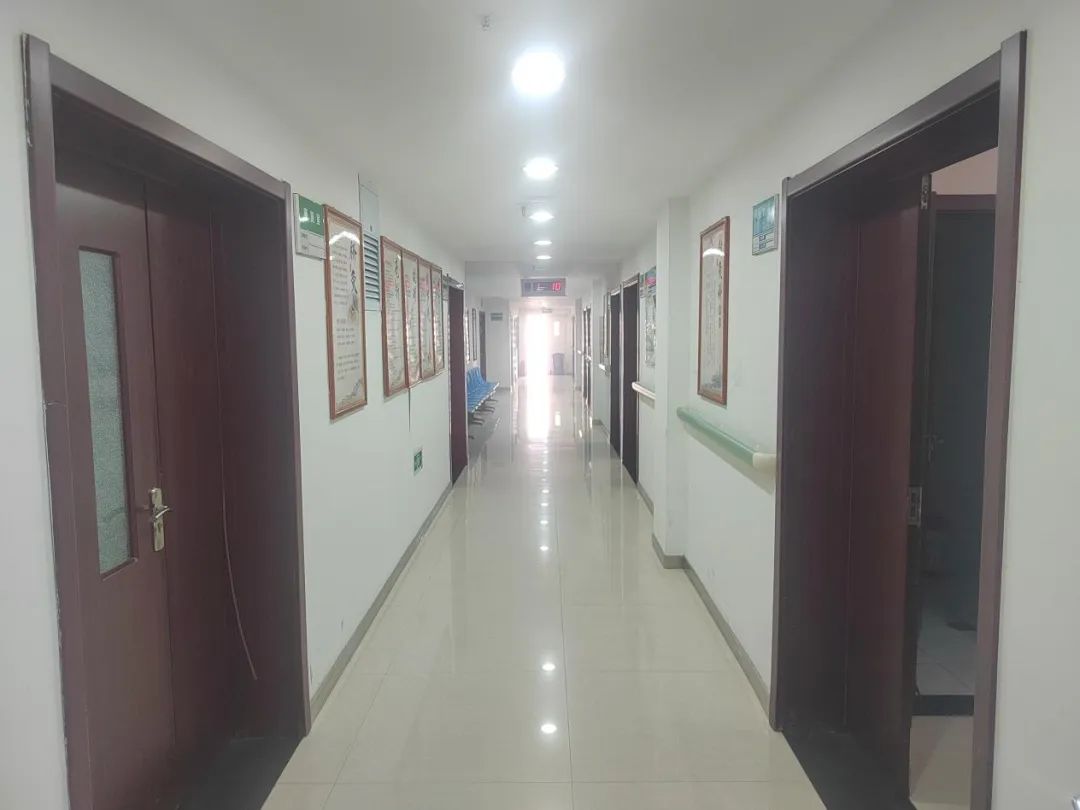 21点五龙游戏网
针灸科