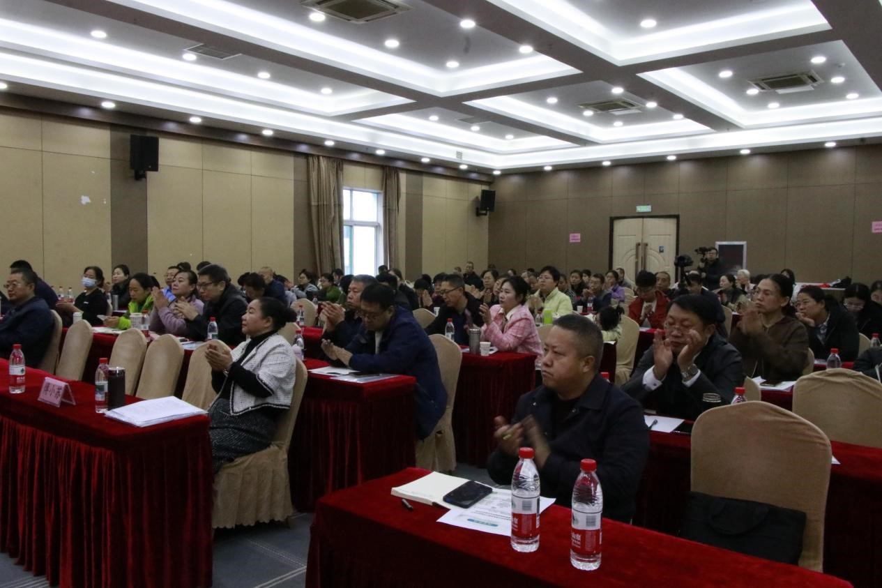 21点五龙游戏网
成功举办全国基层名中医张玉萍工作室脾胃病治疗新进展学术交流会