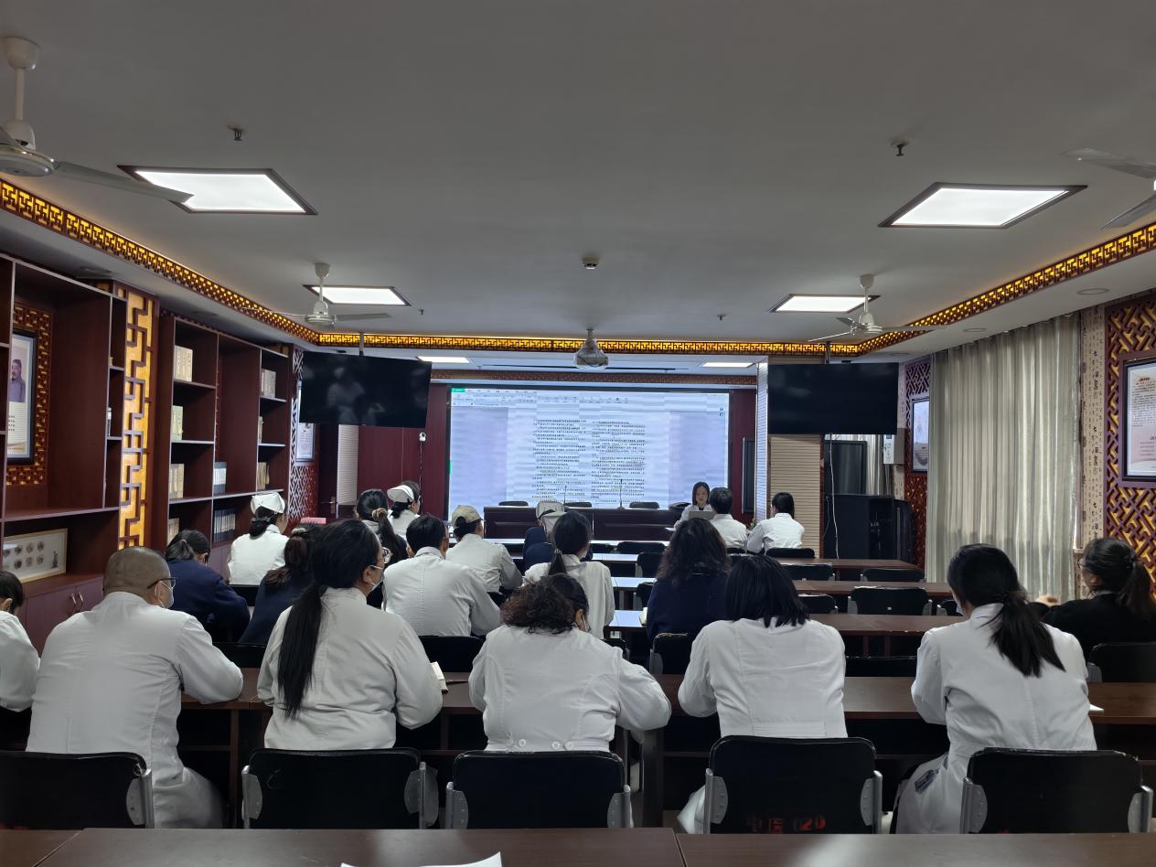 21点五龙游戏网
开展医保物价专项培训